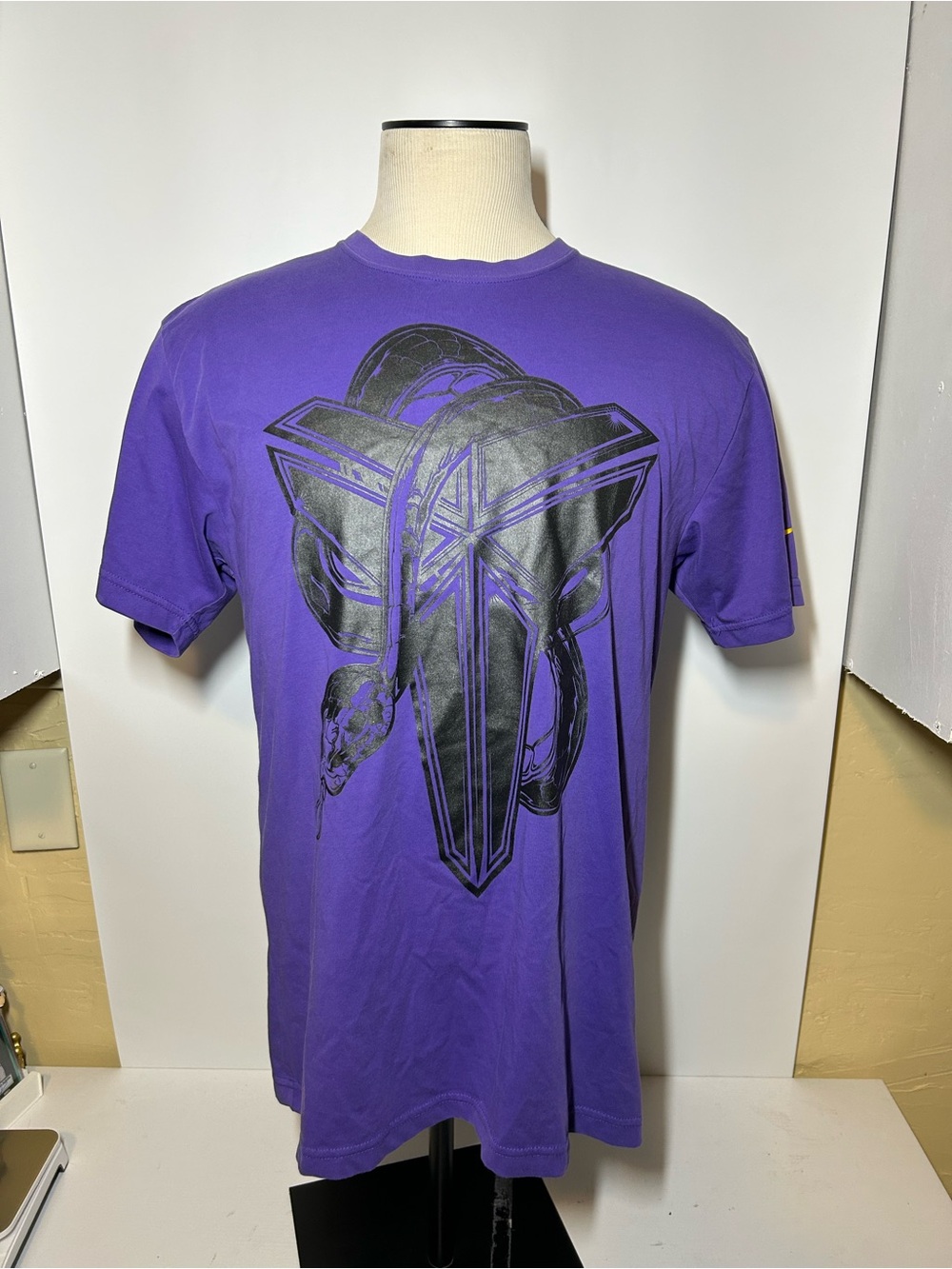 Kobe Bryant Nike black mamba dri fit